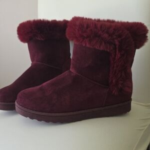 Woman's Boots Size 10 So